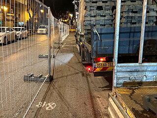 ביצוע עבודת לילה בחולון, מכירה 805 מ׳ גדר זמנית - ייצור ליקו גדר - תמונה: 6